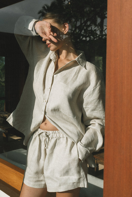 Lolo shirt • oat milk